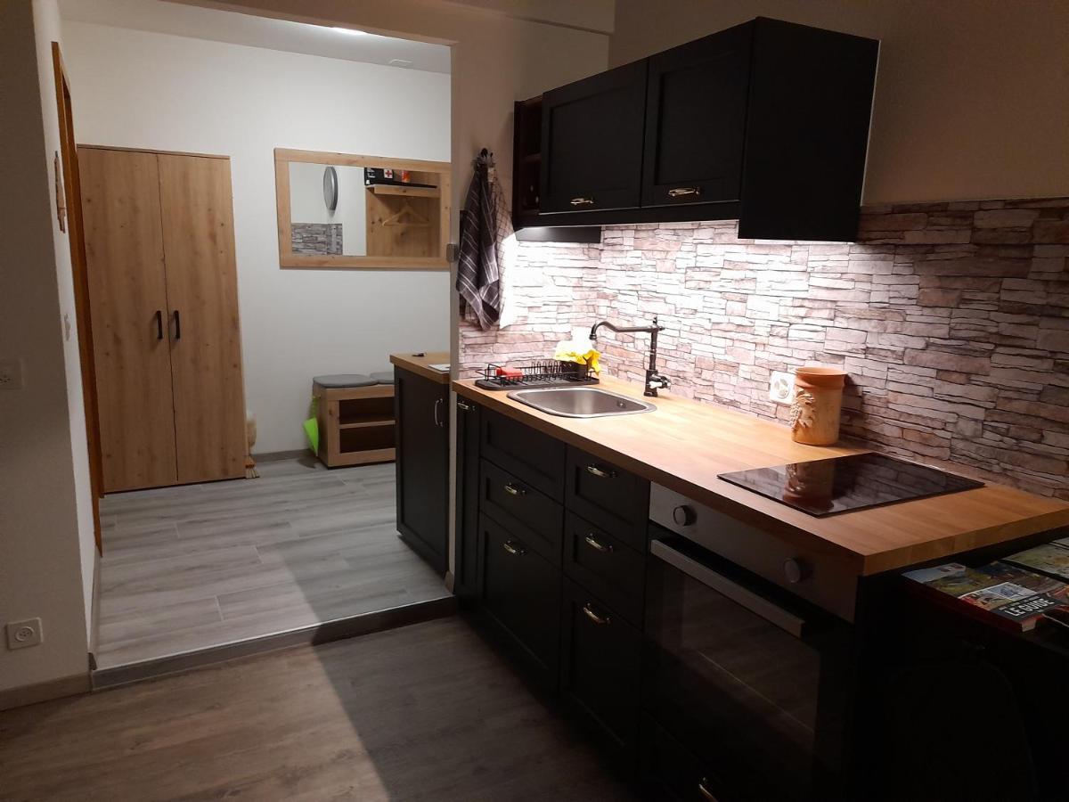 Studio Chez Un Vigneron Au Village Au 2Eme Etage Sans Ascenseur Villeneuve Exterior foto